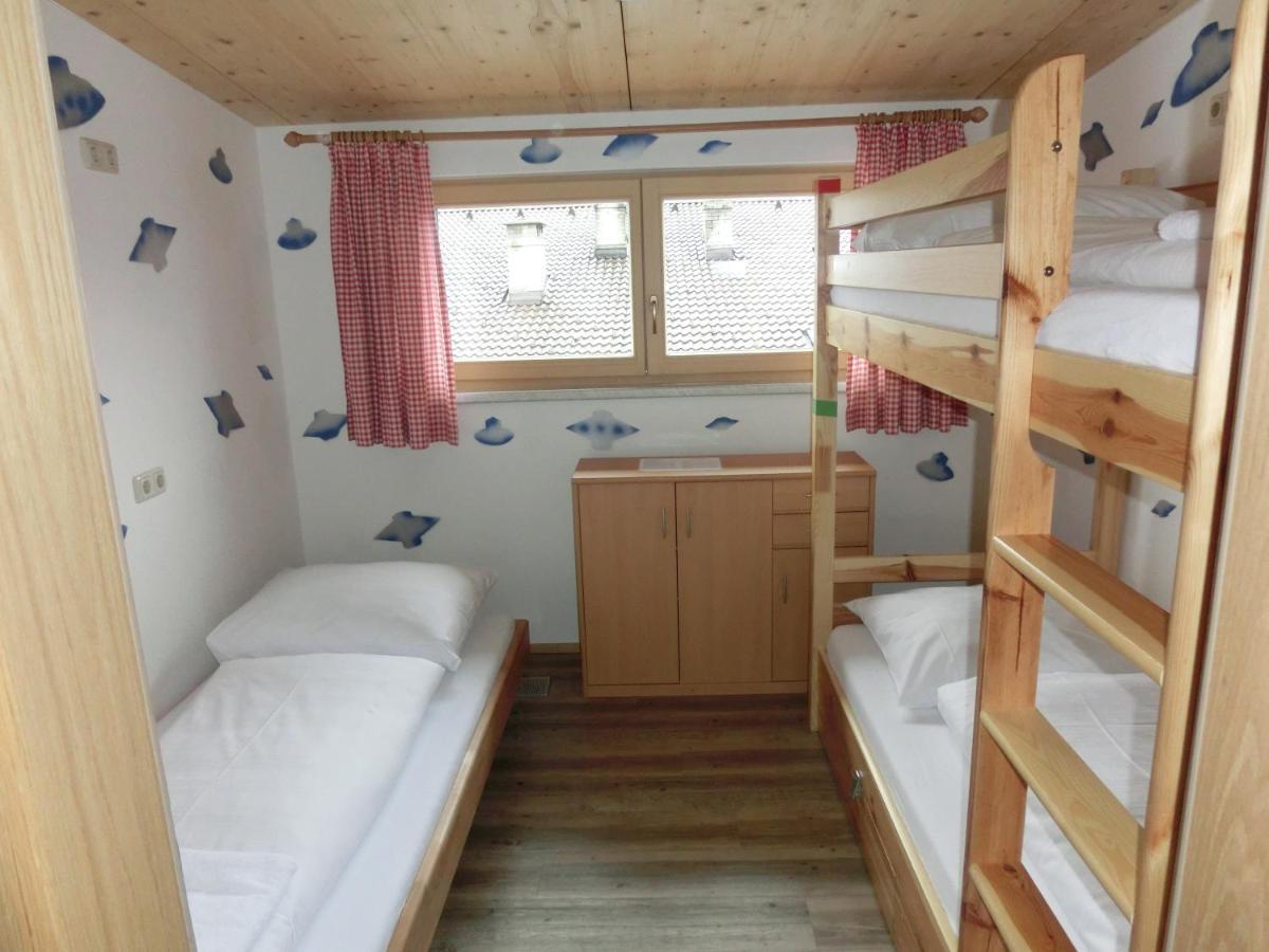 Alpking Hostel Ellmau Ruang foto